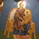 богоматерь с младенцем на троне